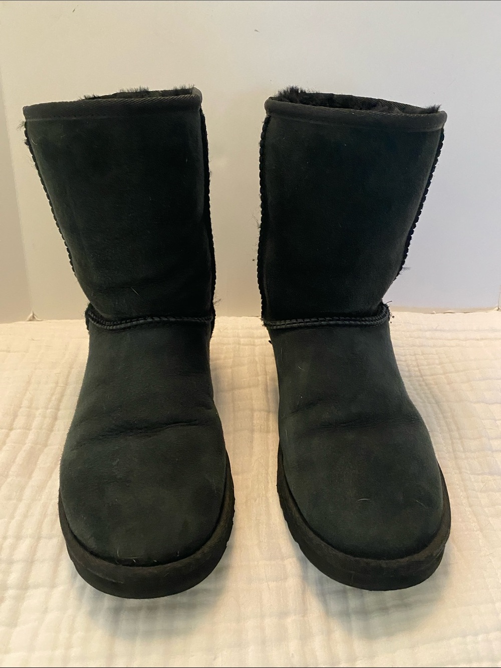 UGG Classic Short Boots